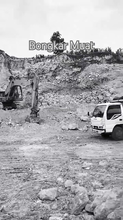 Bapak bongkar muat batu kumpung #youtube #youtubeshorts #shortsvideo #shorts