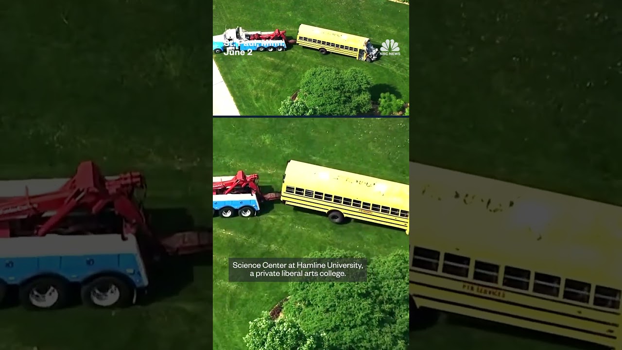 Minnesota school bus crashes into university building Minnesota school bus crashes into university building