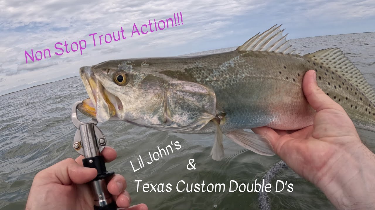 Slamming Speckled Trout in Baffin Bay - Throwing Double D's & Lil John's 