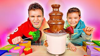 CHOCOLATE FONDUE CHALLENGE ! Le défi de la fontaine à chocolat