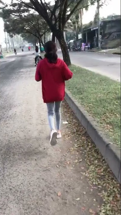 Mentahan halu joging bareng cewe cantik bua Story WA / IG manasin mantan, prank temen.