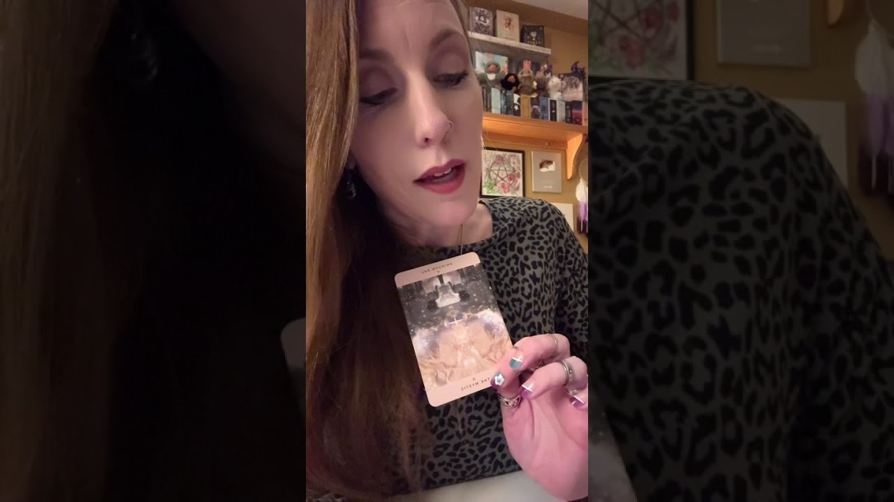 A Daily Oracle Message! Trust this period of transition. And protect your energy! 🦋 TIMELESS 🦋