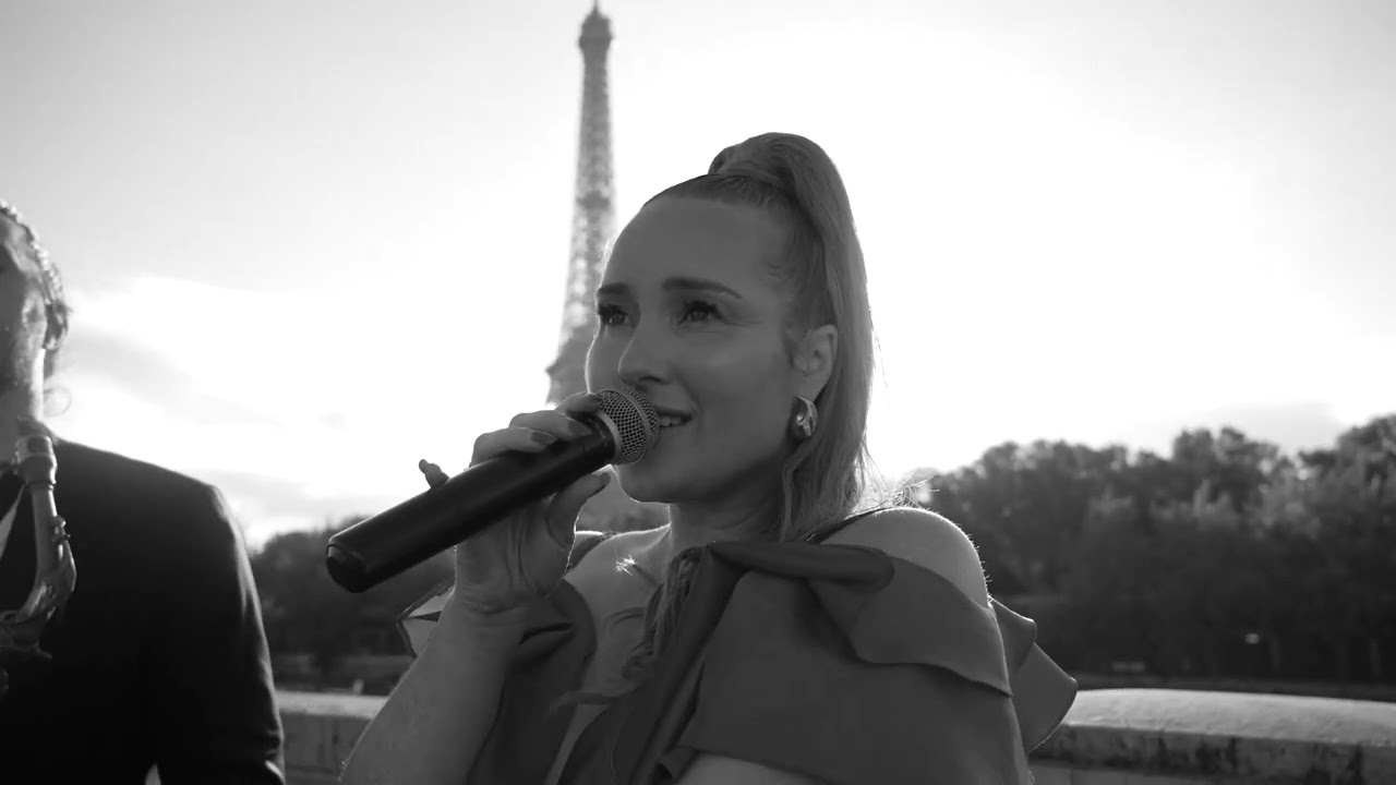 Georga Byrne Jazz Trio LA VIE EN ROSE  PARIS