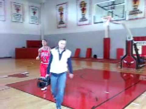 Derrick Rose Hook Shot