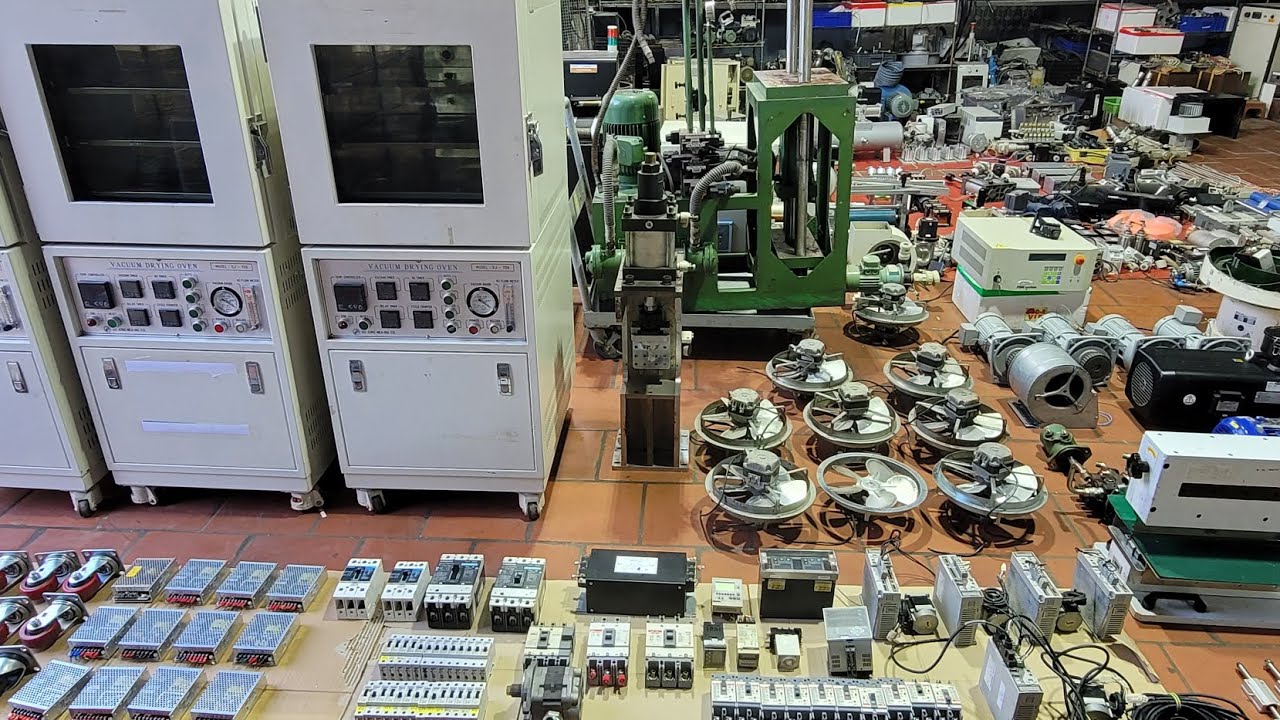 Tủ sấy. Máy hút chân không. Lh 0867735229.mâm xoay .bơm từ. Quạt. Bơm inox Bơm thủy lực. Vv