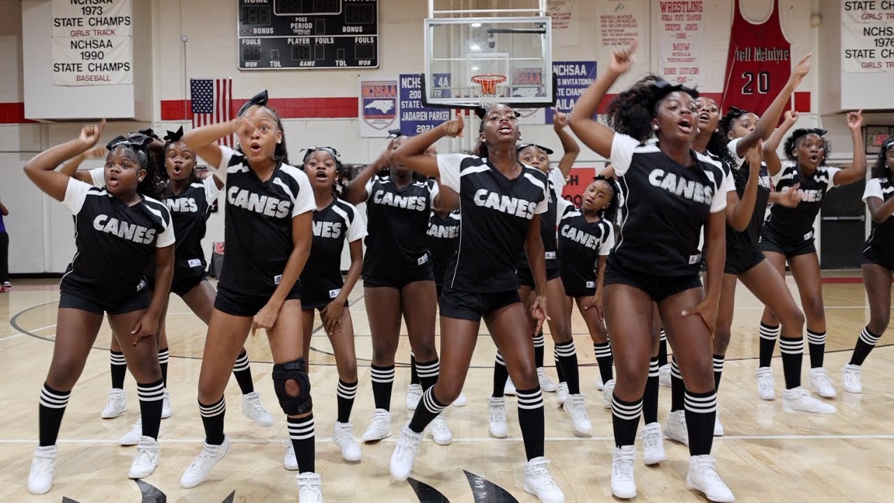 Cheerleader Showdown Turns EPIC: You Won't Believe What Happens Next!