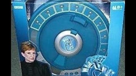 The Strongest Link In The Holiday Chain - The Weakest Link Electronic Game from Tiger Electronics