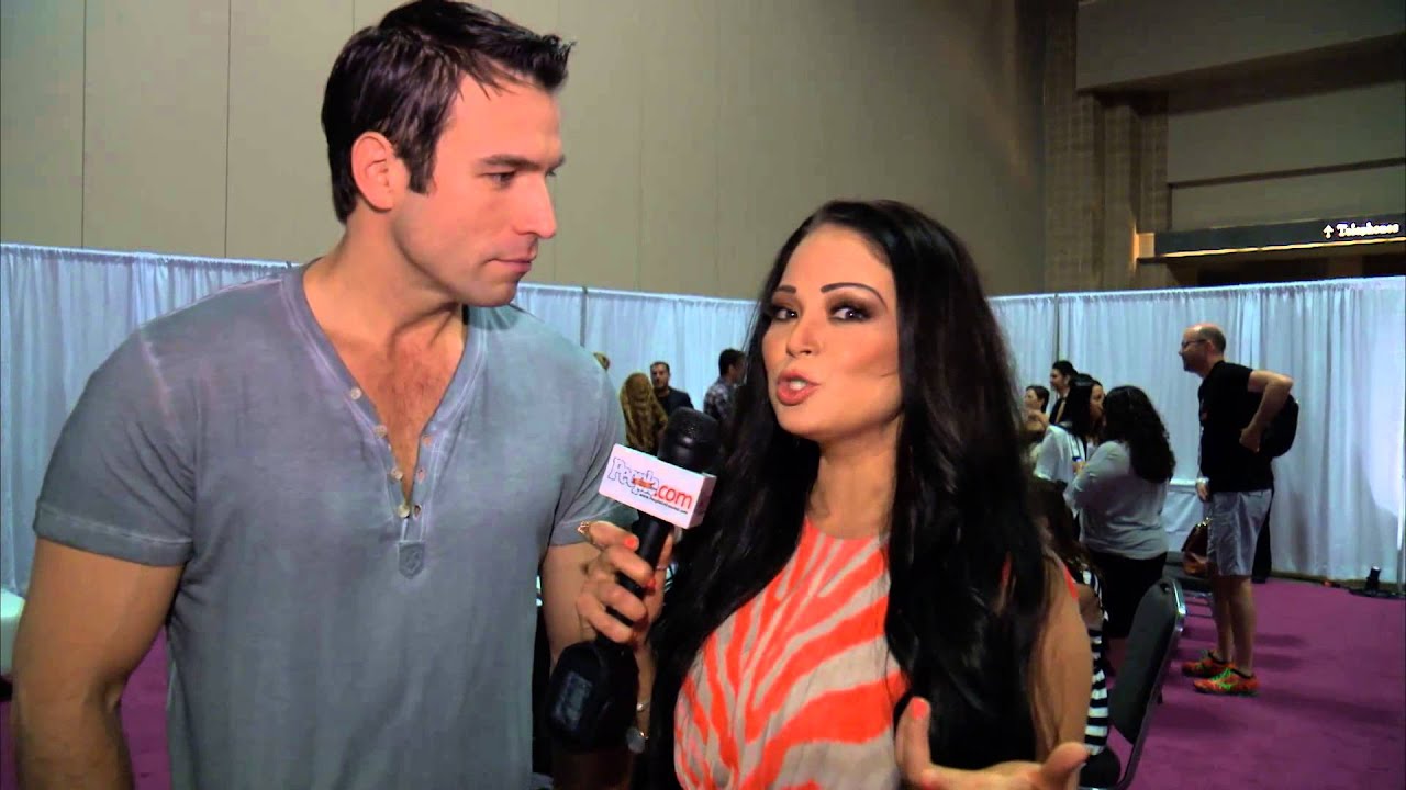 RAFAEL AMAYA, entrevista en Festival People 2013