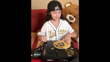 YOUNGEST Female Dj scratching on Numark portable