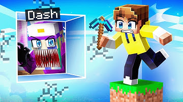 I SCARED My Friends on a FAKE ONE BLOCK in Minecraft!