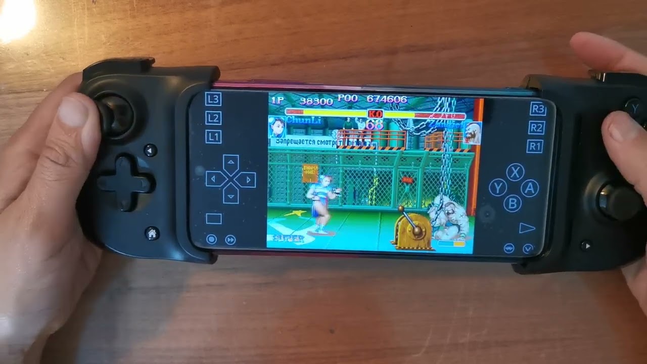 Playing Super Street Fighter 2 Turbo with Razer Kishi Mobile on Android Xiaomi Poco X3 phone