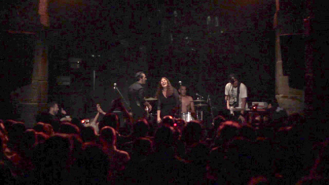 Watch Demagogia - Lena d'Agua & Rock n Roll Station (ao vivo) on YouTube