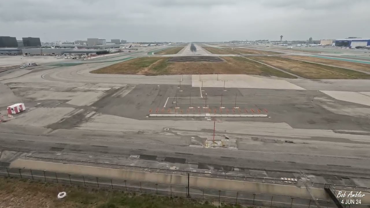 landing at Los Angeles Intl airport