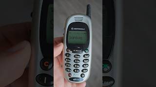 Back to the 90s with the Motorola CD930 #motorola #90s #nostalgia