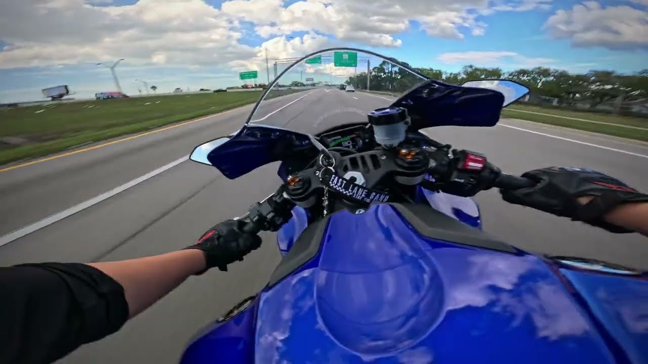 YAMAHA R1 POV 