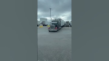 Thumbnail of Peterbilt pulling reefer MRS trucking Milwaukee! #shorts