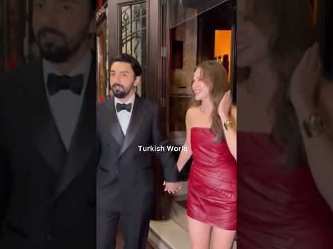 الينا بوز وزوجها اوموت في حفل مجلة  جمالهم و تناسقهم