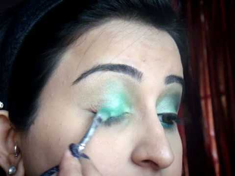 Birthday Tutorial! Smokey Eyes (Green)