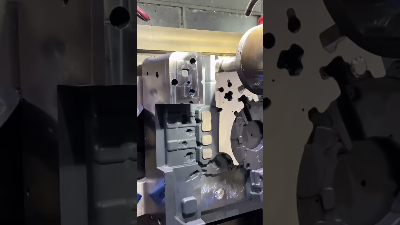 Thermal die steel mold for removing surface skin 