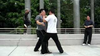 陳二虎老師示範(推手技擊班實況) - Push hand class practice