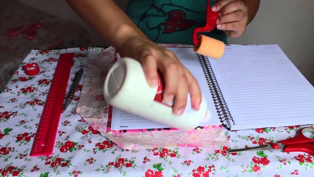 Volta às aulas | DIY Como customizar seu caderno com tecido!