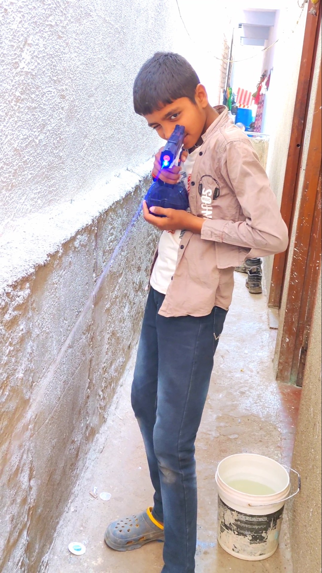 Arush Aur Nitin Ka Water Gun ? Competition ?? #shorts