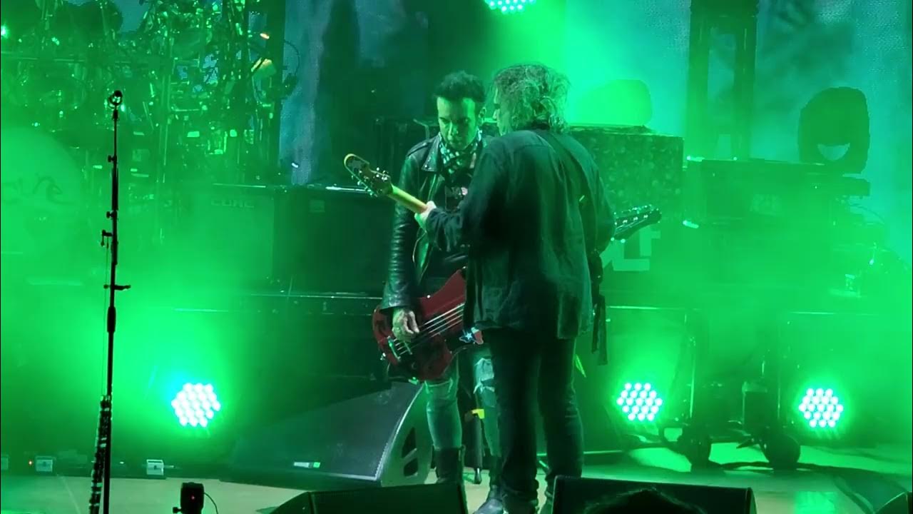 A Forest the Cure Shoreline Amphitheatre, Mountain View 29 May 2023