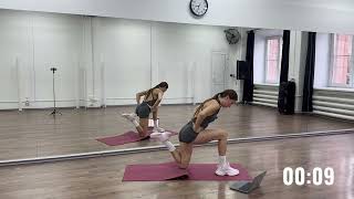 видео: Тренировка full body 10 минут на все тело без инвентаря / жиросжигающая тренировка 22.10 картинка: Тренировка full body 10 минут на все тело без инвентаря / жиросжигающая тренировка 22.10