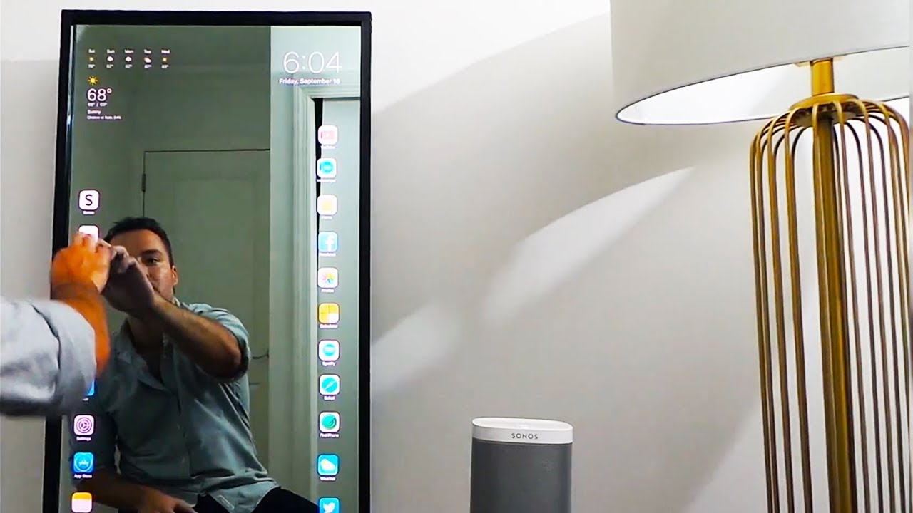 Mango Mirror, un espejo inteligente que muestra información personalizada  con sólo acercarse