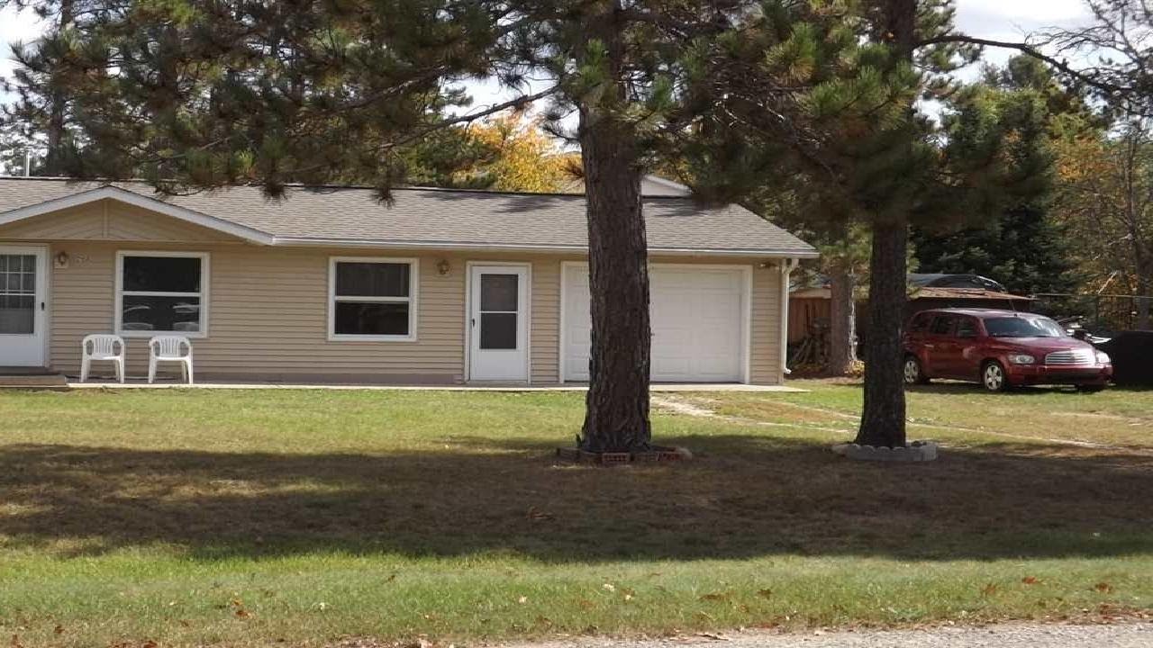 2158 VOYAGER ST, ST HELEN, MI Presented by Candy Hoover.