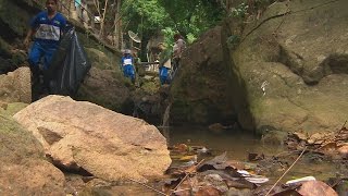 Rio's Favelas May Have The Answer To The City's Garbage Problem Rio's Favelas May Have The Answer To The City's Garbage Problem