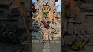 Bapak Main Egrang #shorts #layangan #anomali #permainantradisional