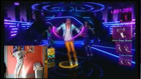 Dance Central 2 - Technologic - Difficulty Hard split screen