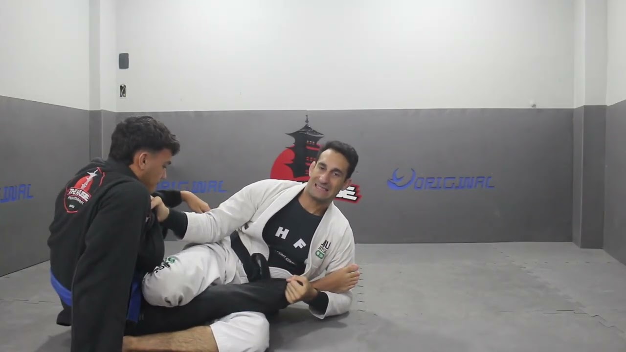 Raspagem one leg quadril alto