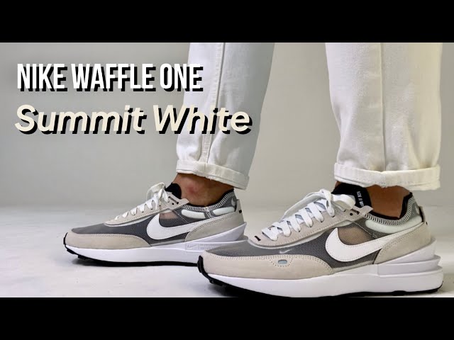 nike waffle one men's on feet