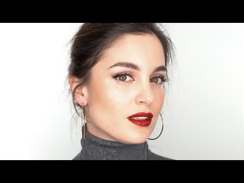 Εύκολο & γρήγορο μακιγιάζ 💄 για όλες τις γυναίκες με την Σμαράγδα Αδαμοπούλου! 🌹 Valentines makeup 💋