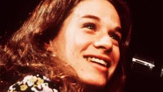 Video thumbnail of "The Untold Truth Of Carole King"