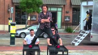 Channing Tatum: Jenko s Epic Split funny Scene on Set of 22 Jump Street !