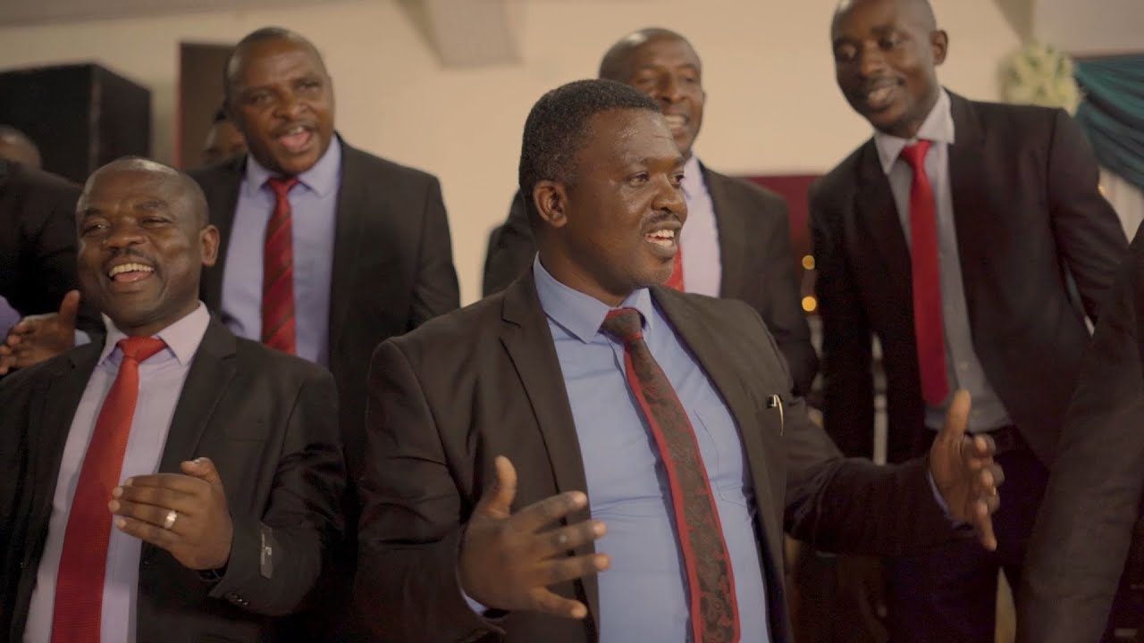 UBA MUBWIHISHO & NDAJE MWAMI.          (live at ADPER GATENGA)