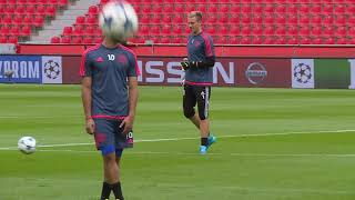 FOOTBALL LIFE: Bayer 04 Leverkusen Training (Retro 2016)