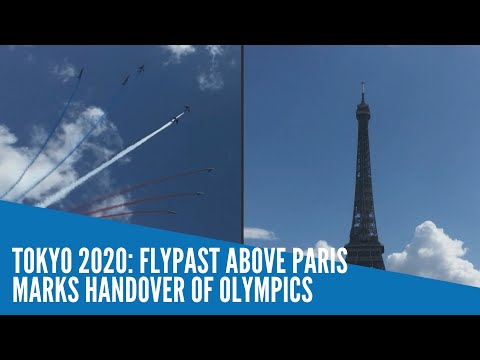 Tokyo 2020: Flypast above Paris marks handover of Olympics