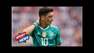 Mesut Ozil Joachim Low Opens Up On Arsenal Stars World Cup Performance For Germany