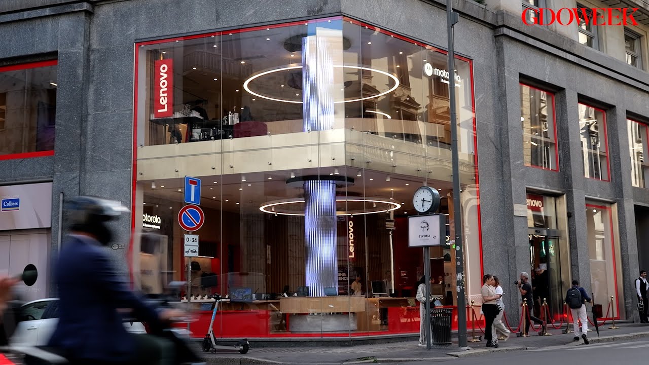 Visitiamo Spazio Lenovo, il flagship store rinnovato a Milano
