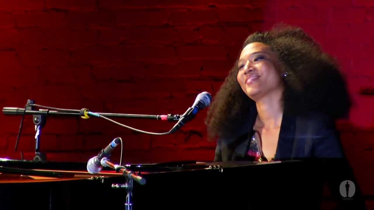 Judith Hill at Oscars Outdoors