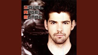 Video thumbnail of "Miguel Ángel Muñoz - Esa Morena"