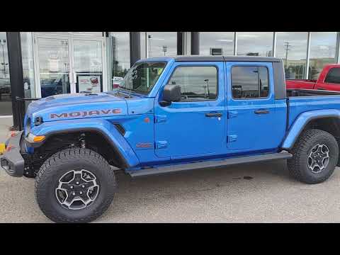 Mojave Jeep Gladiator In Hydro Blue Vs The Others Youtube