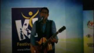 Salam Terakhir - Azlan & The Typewriter Konsert Dir...Tribute to Sudirman 2012