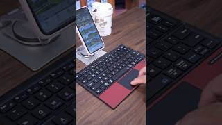 A foldable keyboard compatible with both smartphones and tablets! It even comes with a touchpad