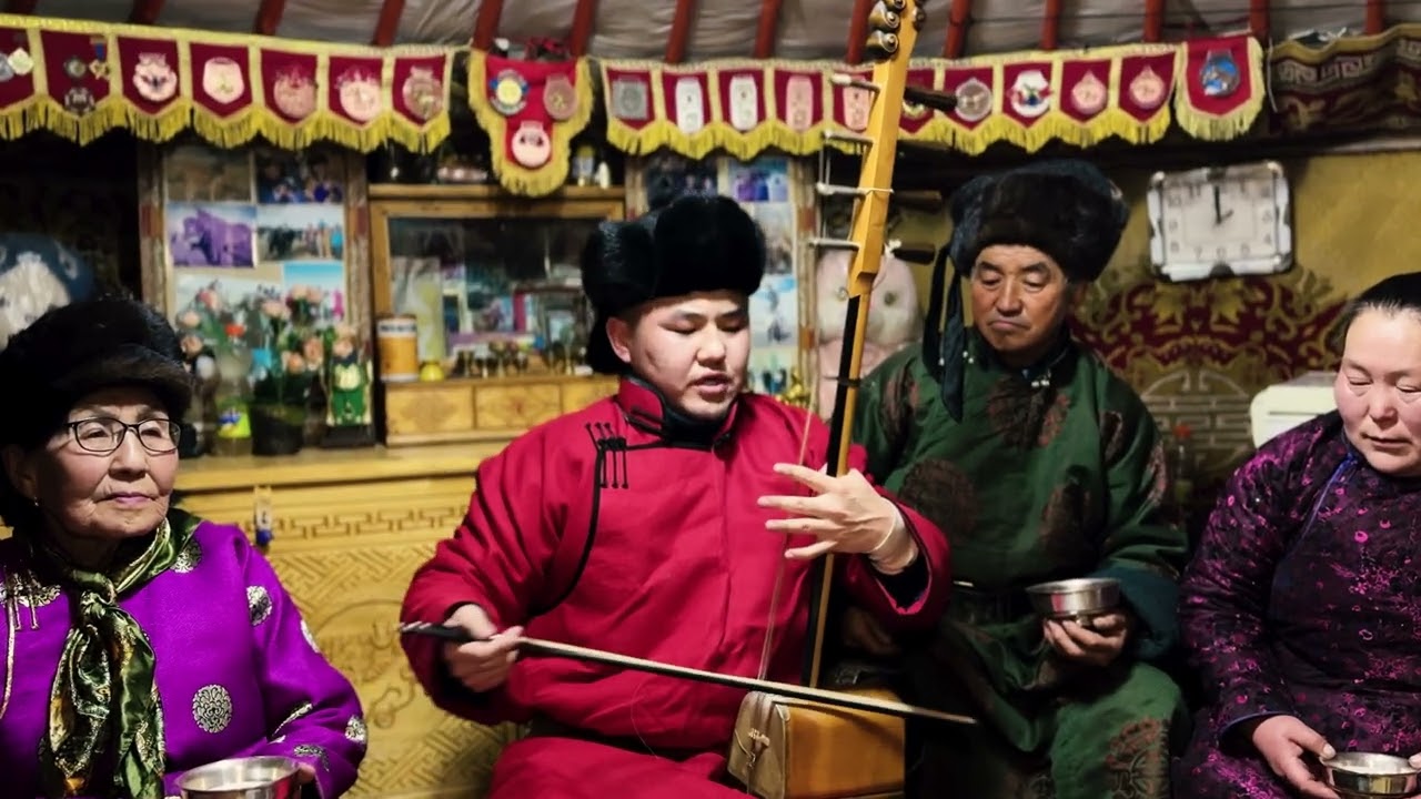 Мягмарсүрэн-Яриг цагаан ингэний сариг цагаан ботго /Хөгжимт үлгэр/