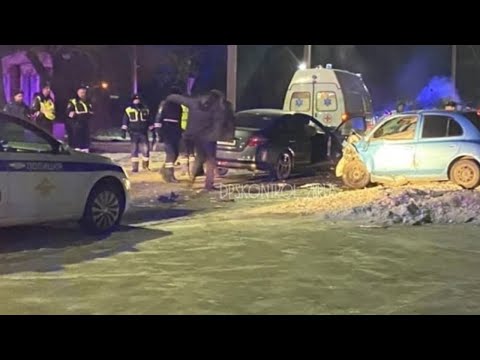 жуткое дтп в Благовещенске 24.02.2021г Женщина-водитель на Nissan March погибла уходя от погони ДПС.